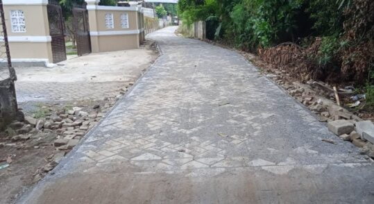 Di Duga Pembangunan Jalan Lingkunan Bagai Siluman Di Desa Mekarsari