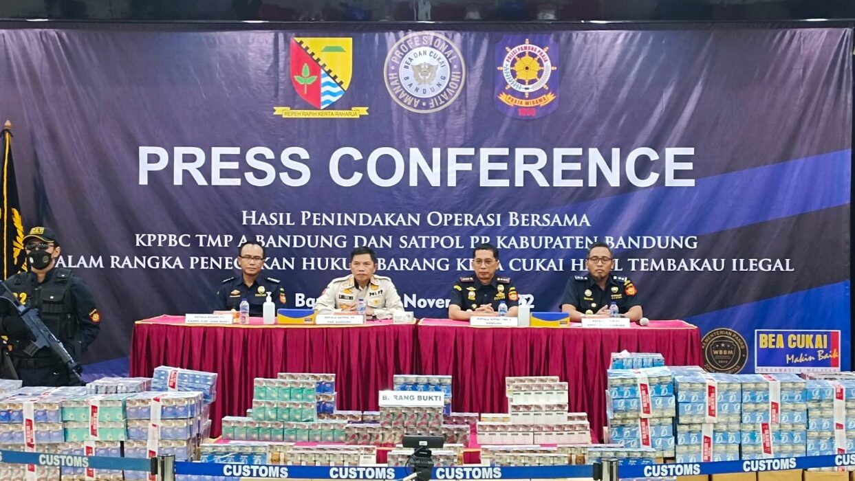 Bea Cukai Bandung Berhasil Amankan Ratusan Ribu Rokok Ilegal