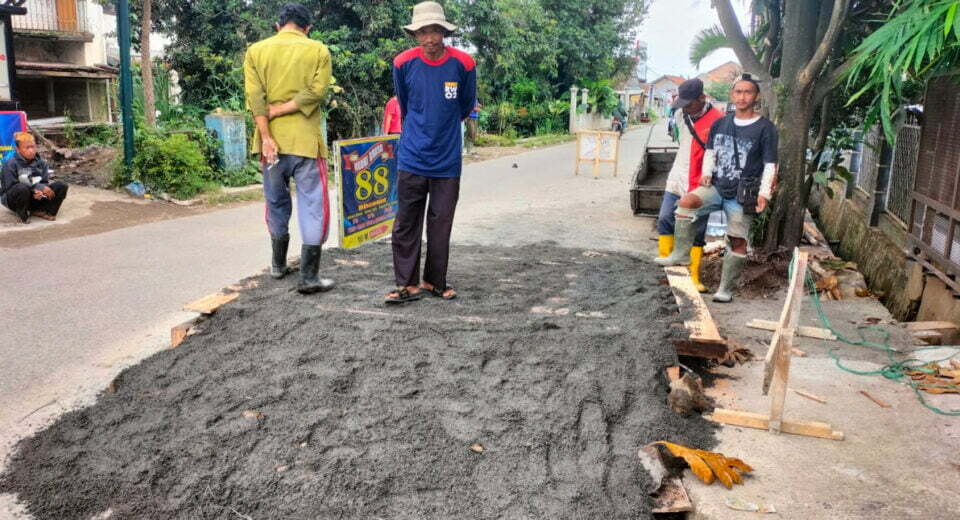 Proyek Pembangunan Gorong-Gorong Jalan Rancasabir Di Desa Malakasari Hiraukan Keterbukaan Informasi Publik (KIP)