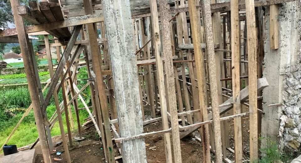 Kepala Sekolah Al-Amanah, Ciwidey, Di Duga Bersilat Lidah Terkait DSP Dan Proyek Pembangunan Ruang Guru