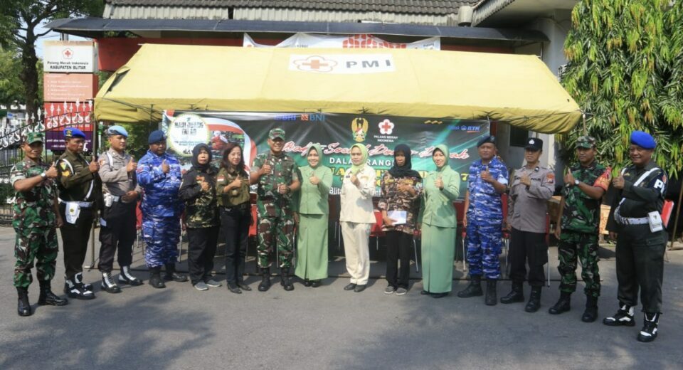 Jelang Peringatan Hari Juang TNI AD Ke 77 Tahun 2022, Kodim 0808/Blitar Gelar Bakti Sosial Donor Darah