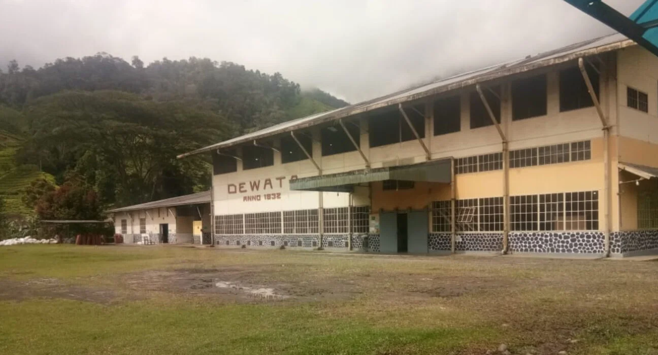 Tingkatkan Keakraban Dengan Warga Masyarakat, Babinsa Koramil Ponggok Gelar Kegi