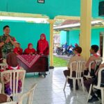 Dalam Rangka Pembinaan,Wujud Kekompakan Dan Kebersamaan Dengan Warga, Babinsa Sanankulon Gelar Gotong Royong Bersama