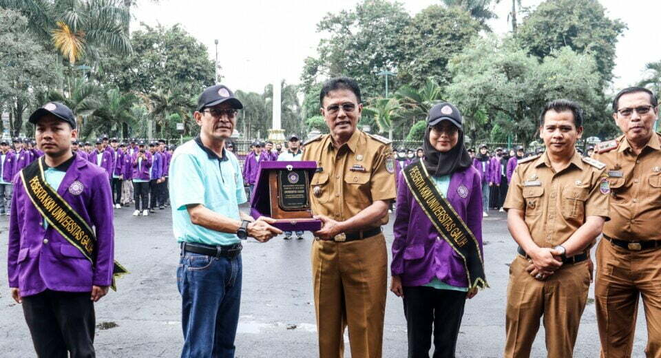 Sebanyak 498 Peserta KKN Universitas Galuh Ciamis periode 1 Tahun TA 2022/2023 Resmi Di Lepaska