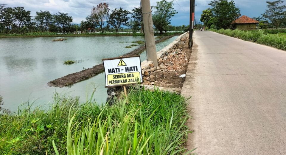 Proyek Pembangunan TPT Tanpa Papan Proyek Di Kabupaten Bandung, Pihak PUPTR Seakan Tutup Mata Tutup Telinga