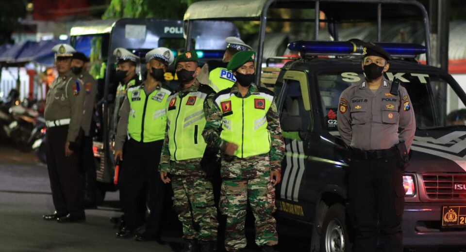 Anggota Kodim 0808/Blitar Gelar Patroli Bersama, Antisipasi Gangguan Kamtibmas Di Wilayah