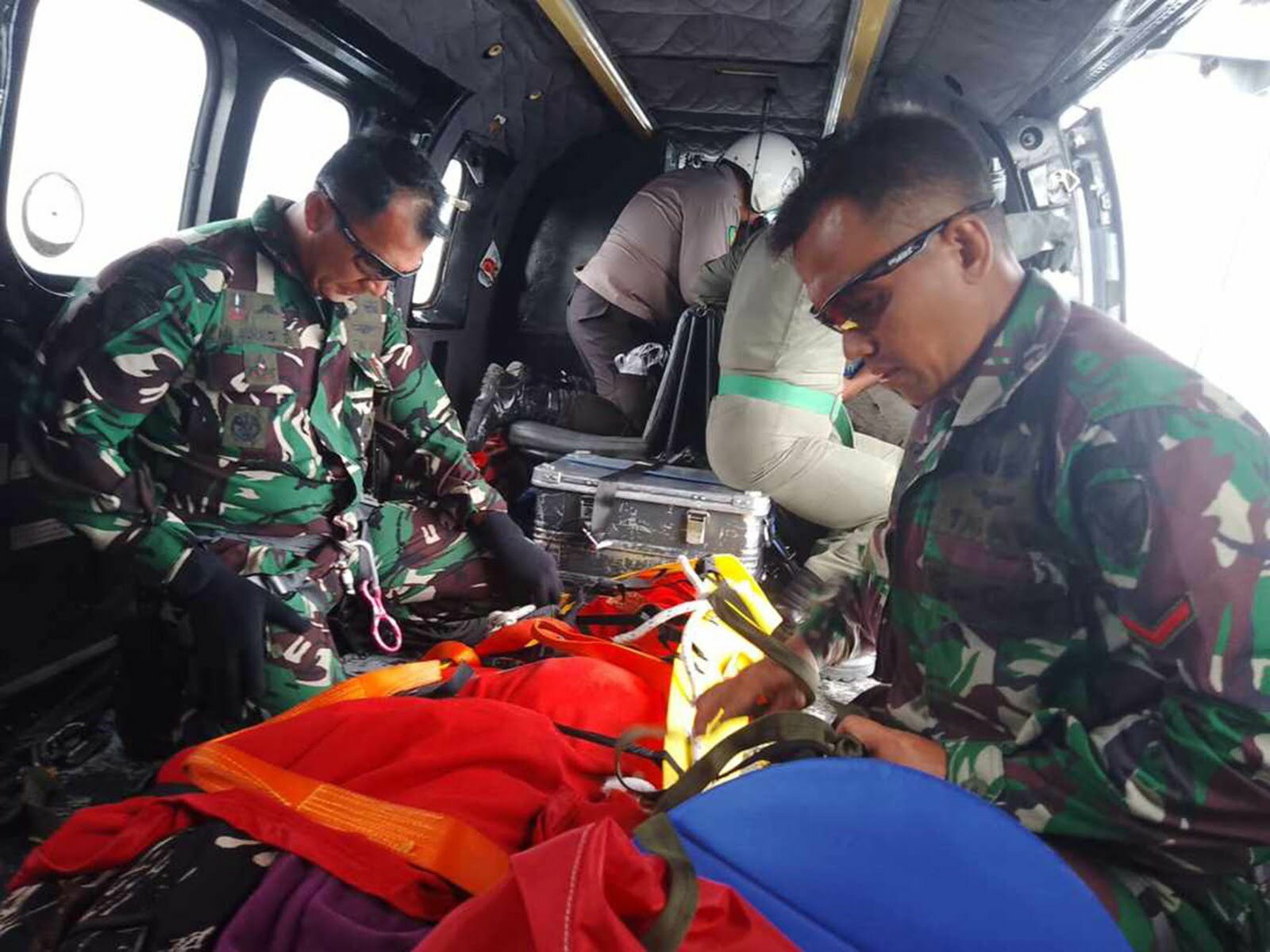 Tim SAR Yonko 462 Kopasgat Berhasil Evakuasi Kapolda Jambi