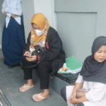 Dandim 0808/Blitar Bersama Ketua Persit KCK Cab XXII Dim 0808, Berikan Penghargaan Kepada Putri Anggota