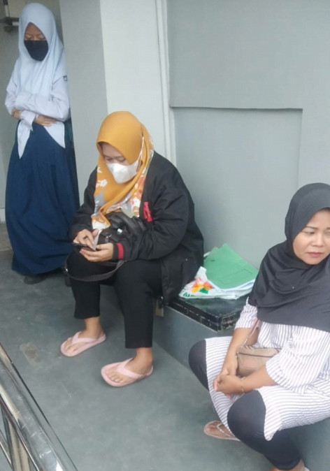 Oknum Tu (Tata Usaha) Sebuah Sekolah Swasta Di Kab .Bandung Bak Seorang Debtcolector Pangkas Dana KIP Siswa