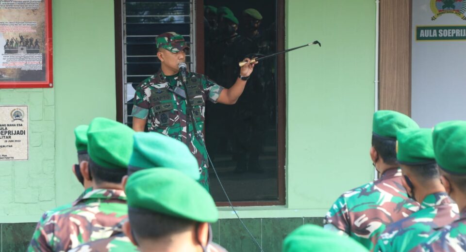 Komandan Kodim Dandim 0808/Blitar Pimpin Apel Pemberangkatan Cuti Hari Raya Idul Fitri 1444 H/2023 M