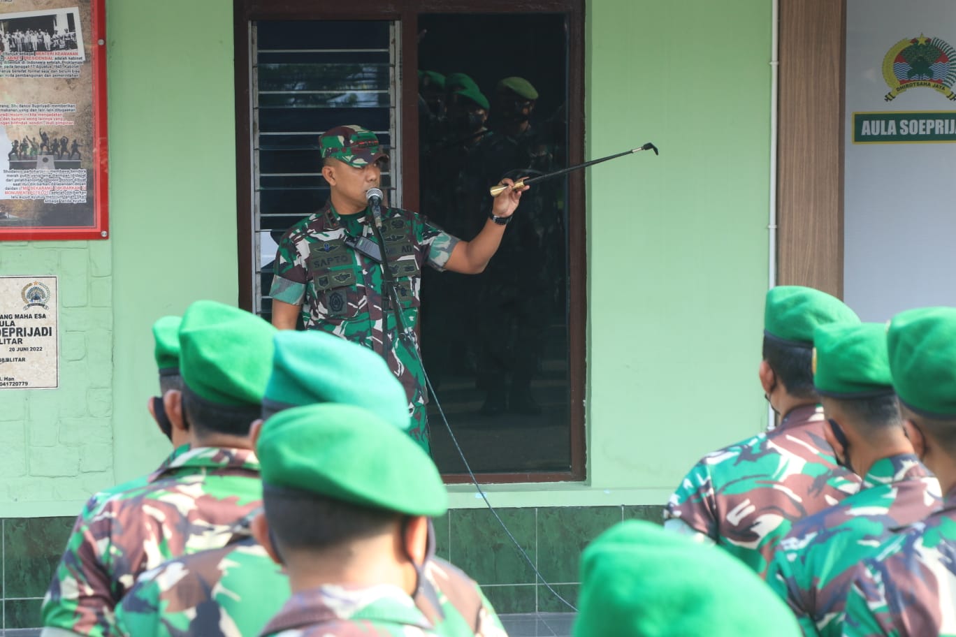Komandan Kodim Dandim 0808/Blitar Pimpin Apel Pemberangkatan Cuti Hari Raya Idul Fitri 1444 H/2023 M