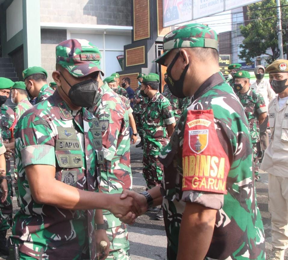 Dandim 0808/Blitar Dan Ketua Persit KCK Cabang XXII Gelar Halal Bi Halal Bersama Keluarga Besar Kodim 0808