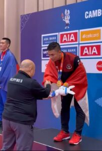 Karateka Asal Baleendah Sandy Firmansyah, Sabet Medali Emas Di SEA Games Kamboja 2023