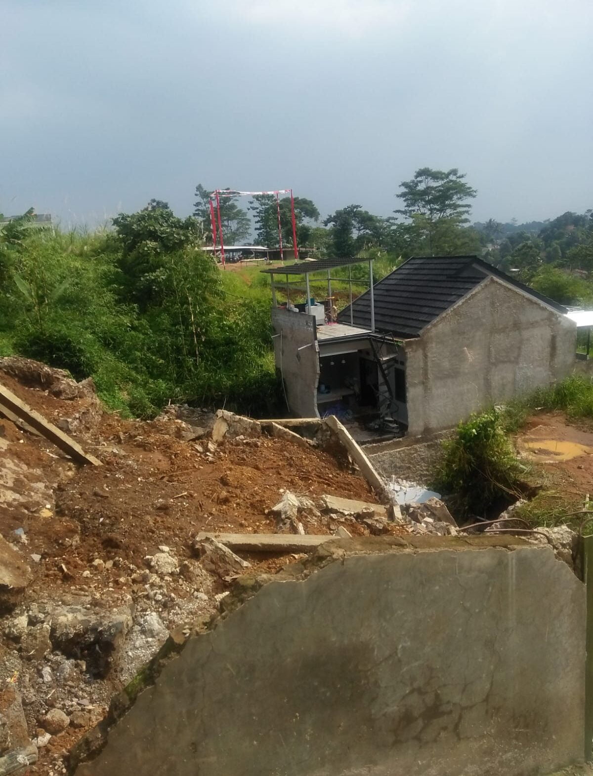 Satpol PP Kabupaten Bandung Hentikan Pembangunan Kavling Stone Hill