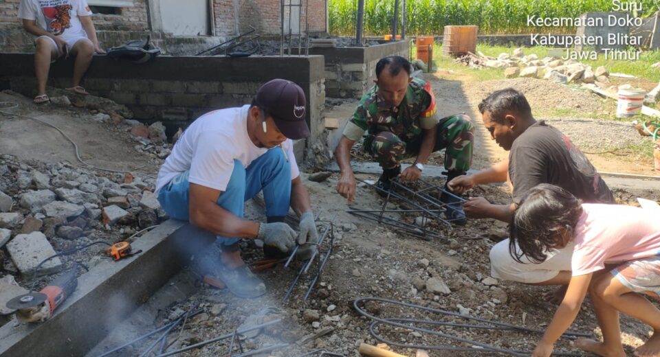 Bantu Atasi Kesulitan Warga Binaannya, Babinsa Koramil Doko Selalu Hadir Di Tengah Masyarakat