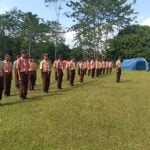 Bantu Warga Kurang Mampu, Anggota Koramil Talun Laksanakan Kegiatan Babinsa Masuk Dapur