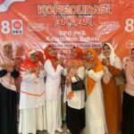 Hadir Di Tengah Masyarakat, Babinsa Koramil Panggungrejo Bantu Atasi Kesulitan Warga Binaannya