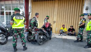 Anggota Kodim 0808/Blitar Gelar Patroli Bersama, Pastikan Wilayah Dalam Keadaan Aman