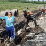 Pastikan Berjalan Lancar Dan Aman, Babinsa Koramil Gandusari Dampingi Kegiatan Penyaluran BLT DD