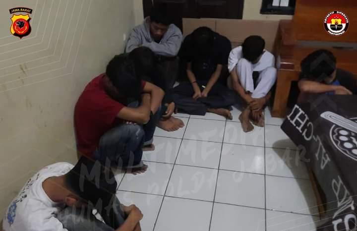 Polsek Nabrak Berhasil Mengamankan Puluhan Pelajar Yang Hendak Tawuran