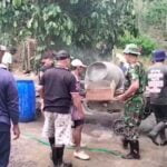 Peduli Kesehatan Anak, Babinsa Koramil Selorejo Dampingi Kegiatan Posyandu Balita Di Wilayah Desa Binaannya