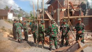 Kodim 0808/Blitar, Gelar Karya Bakti TNI Semester II TA. 2023 Di Mushola Al Ikhlas Desa Sumberjo