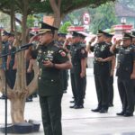 DIREKTUR KEUANGAN TNI ANGKATAN DARAT MEMIMPIN KARYA BHAKTI DI SEMENANJUNG PANTAI REKLAMASI ANCOL