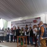 KOMUNITAS MUSIK INDIE BANDUNG ANGGER MUSIC PERFORM GELAR BANDUNG DISTORSI VOL 1