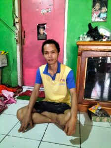 Diduga Oknum Perangkat Desa Ciheulang Pakai Ijazah Punya Orang Lain