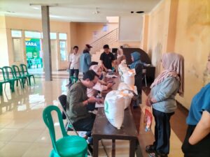 Syarat pengambilan beras KTP KK Scan Barcode