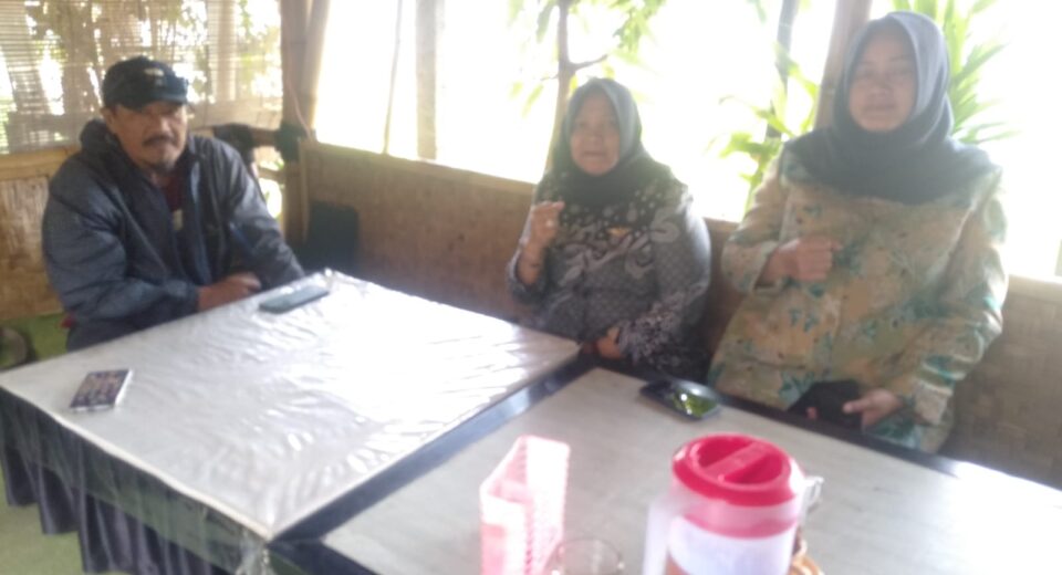 Angkat Bicara Iis R Lesmana SE. Par., M.M.,M.Si Kepala Desa Buninagara, Terkait Insentif