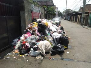 Sampah Di Kab Bandung Kian Menjadi DLH Tutup Mata Tutup Telinga