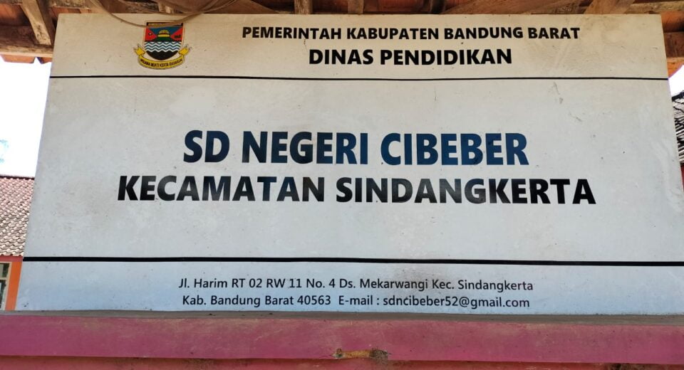 Kemanakan Dana BOS Untuk Perawatan SDN Cibeber Kec Sindangkerta Kab Bandung Barat