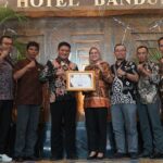 Pj. Bupati Garut Pimpin Penanaman Pohon Serentak Di Garut Dalam Upaya Pemulihan Lahan Kritis