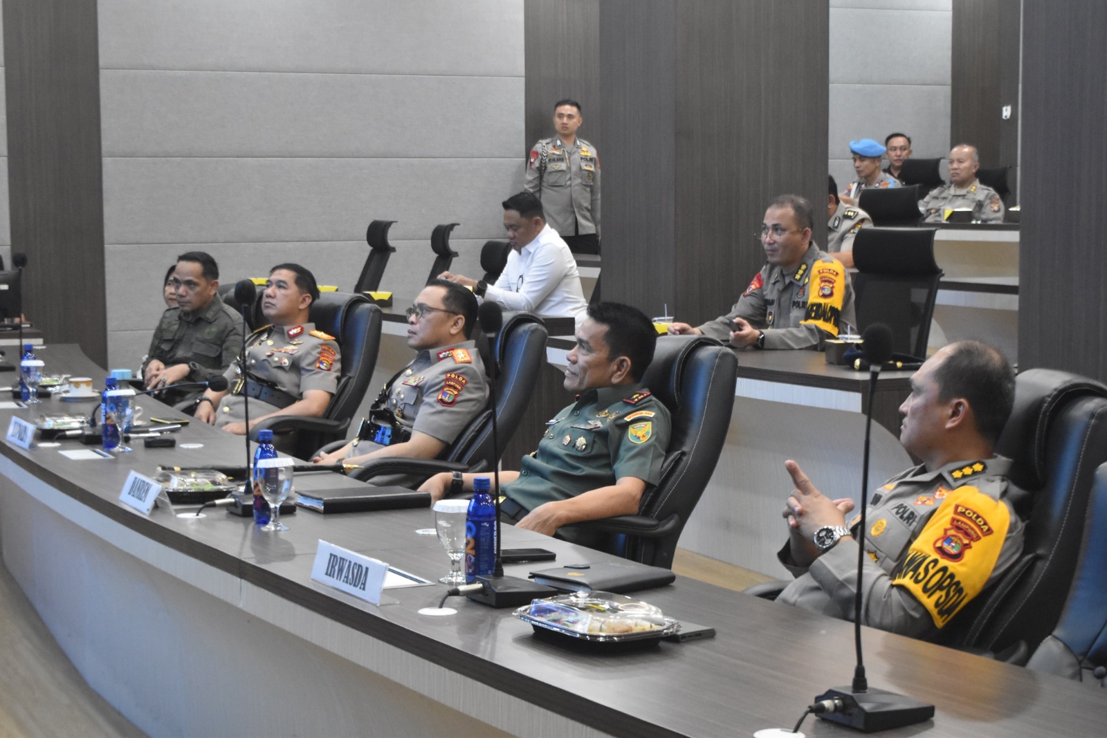 Bersama Kapolda Lampung, Danrem 043/Gatam Ikuti Grand Launching Aplikasi Pelayanan Perizinan Penyelenggaraan Event