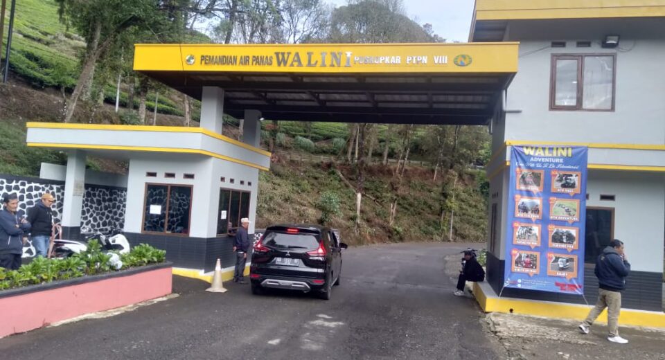 PANORAMA OBYEK WISATA WALINI DI KAB BANDAUNG