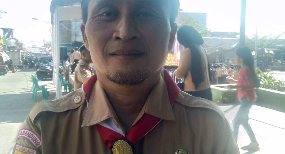 Camat Ciwidey Hadiri Upacara Peringatan HUT Pramuka Ke-63 Di Lapangan Danalaga