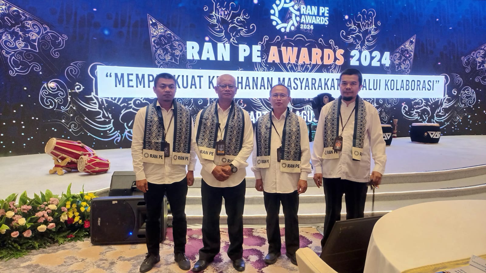 Wapres Ma'ruf Amin Serahkan Penghargaan RAN PE 2024 kepada Pemkab Garut