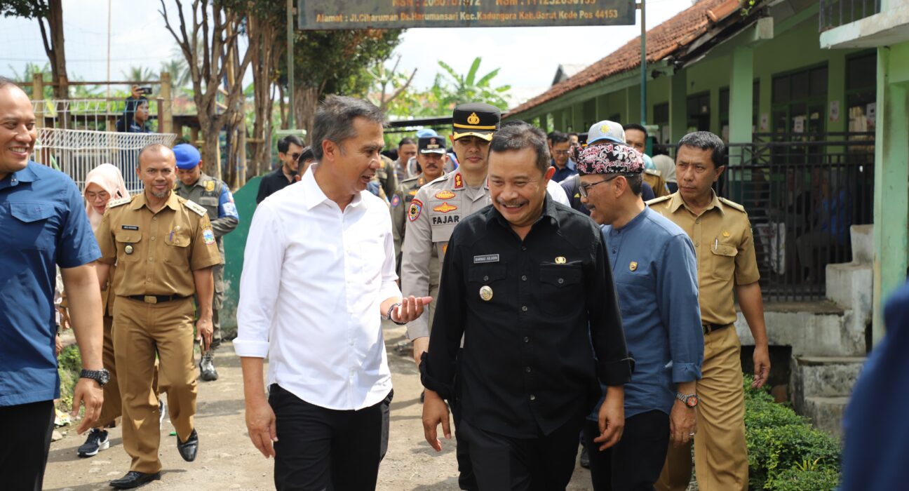 Pj Gubernur Jabar dan Pj Bupati Garut Cek Kesiapan Pilkada 2024 di Kadungora