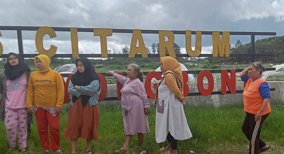 Warga Desa Sukaresmi Kebanjiran Akibat Hujan Tak Henti-Henti yang Terjadi  Bulan Desember 2024 Hingga Februari 2025