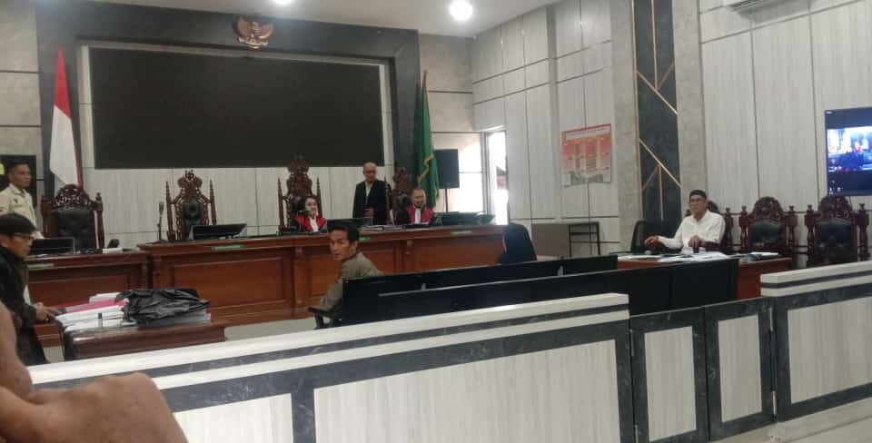 SIDANG OFFLINE PERTAMA SENGKETA TANAH KHODIJAH VS AMEH MULAI DI GELAR DAN INI YANG DI KATAKAN IIS FAUZI