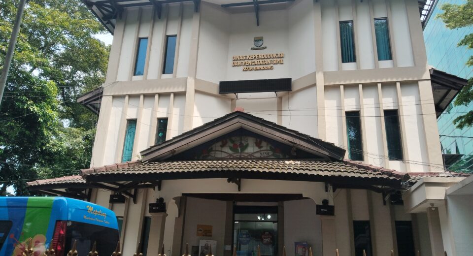 Dugaan Pungli oknum pegawai Disdukcapil Kota Bandung Agar Segera Di Tindak