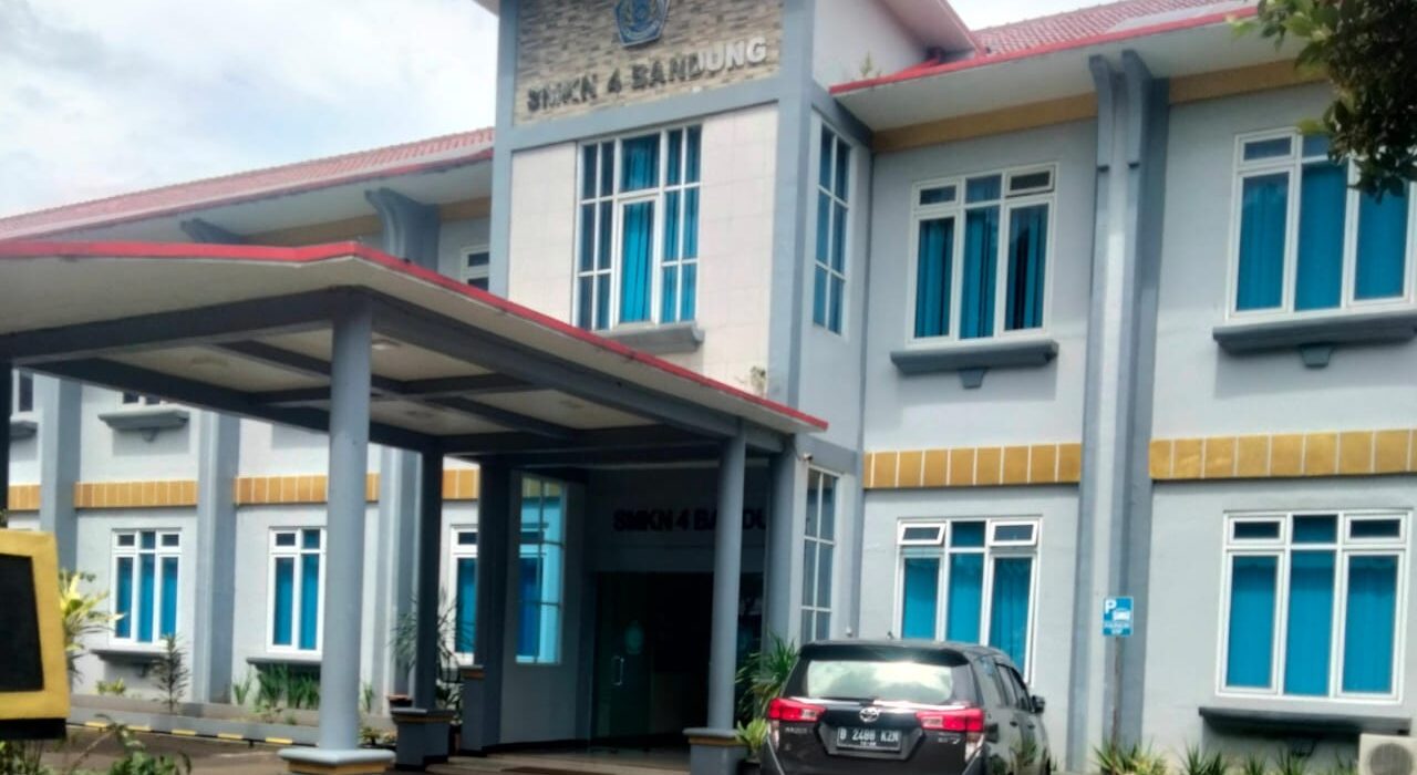 Orangtua Siswa SMKN 4 Keluhkan Adanya DSP, Komite Bantah Adanya Pungutan Dan Sebut Itu Sebagai Sumbangan