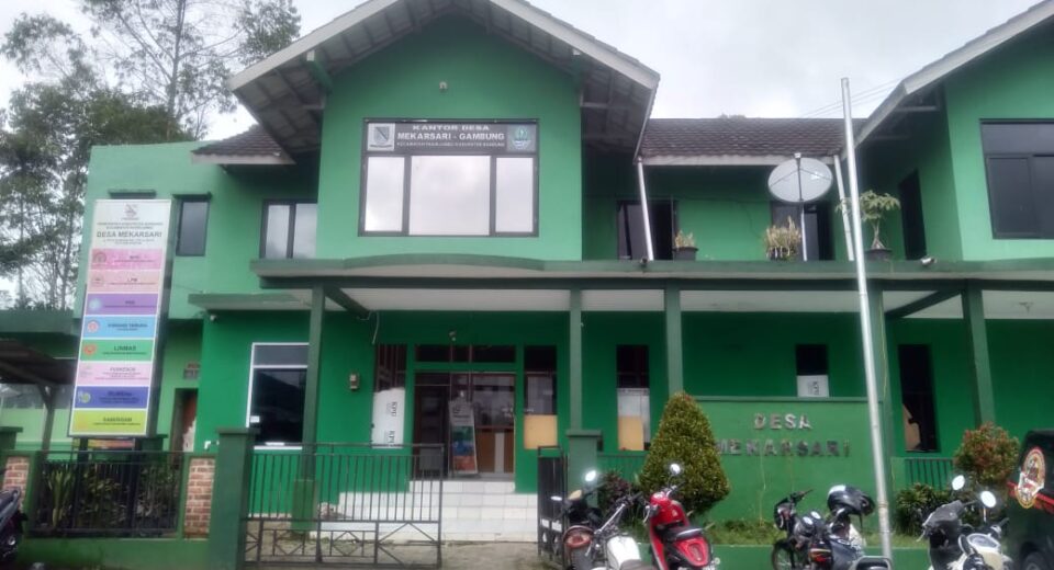 Diduga Proyek Siluman, Pembangunan Rehabilitasi Kantor Desa Mekarsari Abaikan UU KIP