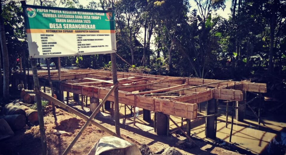 Pemdes Serang Mekar Realisasikan DD TA 2025 Ketahanan pangan Dan Jl Lingkungan
