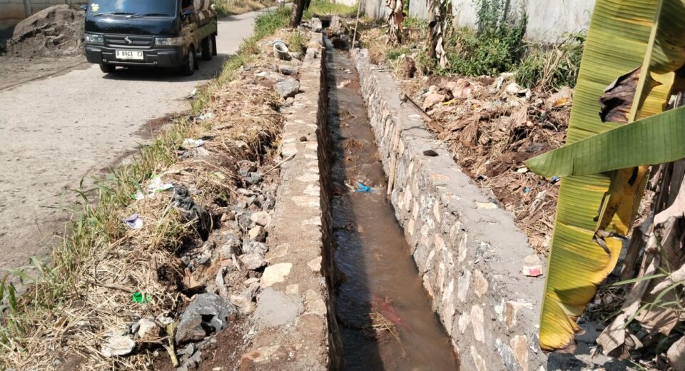 Polemik Pembangunan TPT Jl. Cangkuang Desa Jatisari Seperti siluman