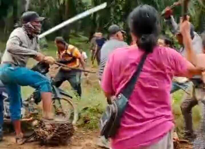 Bentrokan Berdarah Pecah Di Lahan Eks PT Salim Ivomas Pratama Tbk (SIMP)