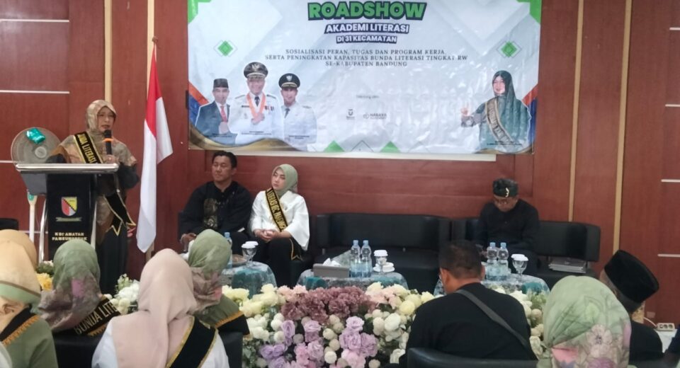Bunda Literasi Kabupaten Bandung Roadshow ke Kecamatan Pamengpeuk,perkuat Budaya Baca dari Akar Rumput.