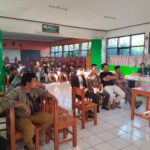 Tumpukan Sampah di Jalan Provinsi Baleendah Meresahkan
