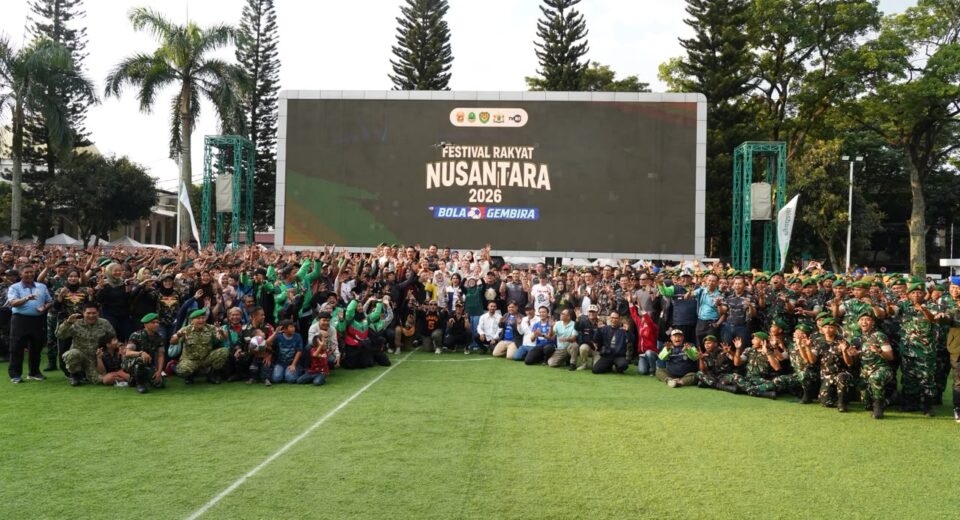 Meriahnya Festival Rakyat Nusantara 2026 dan Bola Gembira di Makodam III/Siliwangi